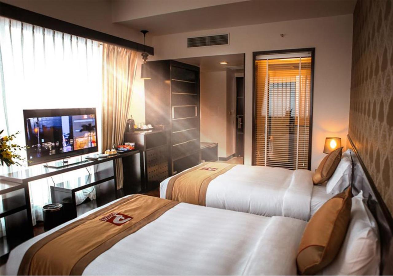 Halong Palace Hotel Ha Long Esterno foto