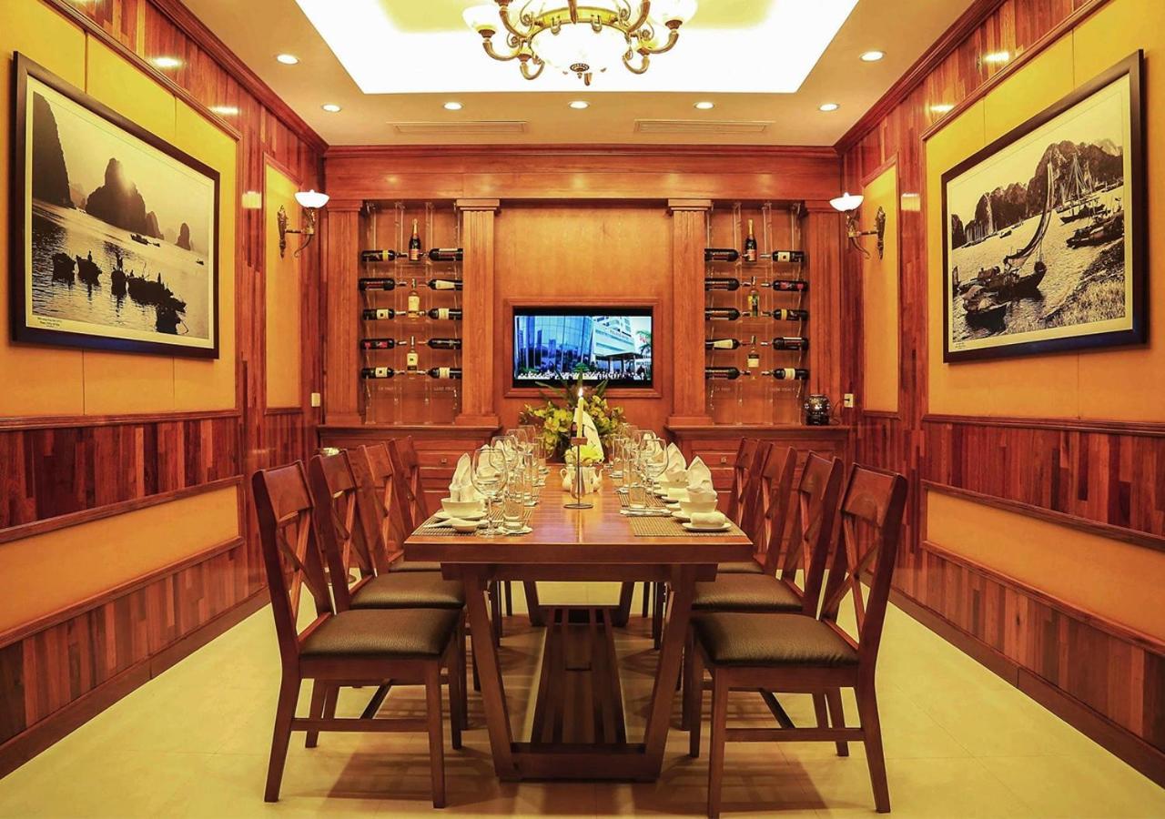 Halong Palace Hotel Ha Long Esterno foto