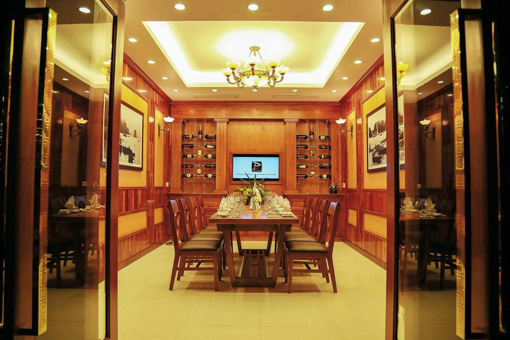 Halong Palace Hotel Ha Long Esterno foto
